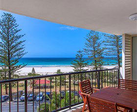 Mantra Coolangatta Beach - Tourism Caloundra 3