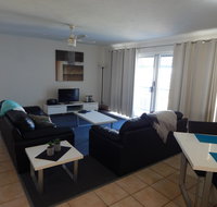 Tranquil Shores Self Contained Holiday Apartments - Tourism Caloundra