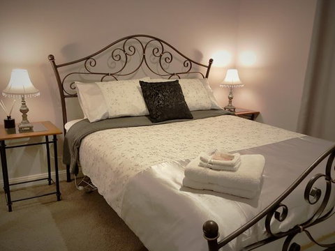 Huntington Cottage - Tourism Caloundra 6
