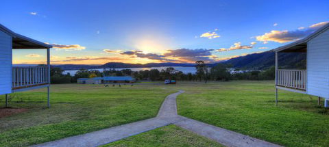 Inland Waters Holiday Parks Lake Glenbawn - Tourism Caloundra 1