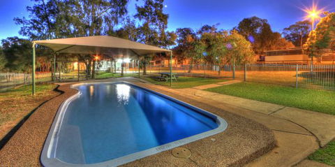 Inland Waters Holiday Parks Lake Glenbawn - Tourism Caloundra 3