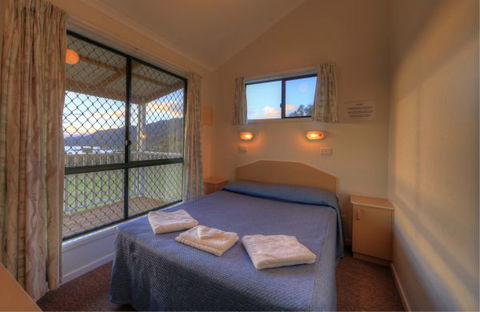 Inland Waters Holiday Parks Lake Glenbawn - Tourism Caloundra 8