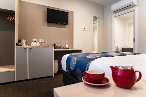 Leumeah Lodge - Tourism Caloundra 2