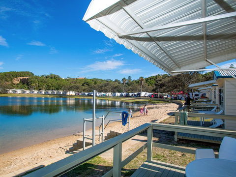 Ingenia Holidays White Albatross - Tourism Caloundra 0