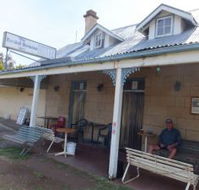 Marshall McMahon Inn - Tourism Caloundra