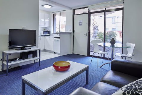 Manuka Park Apartments - Tourism Caloundra 3