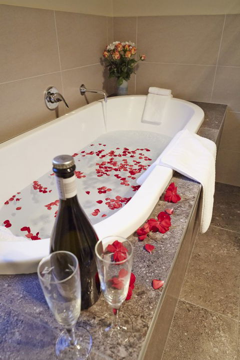 Jessie's Creek Cottage - Tourism Caloundra 3