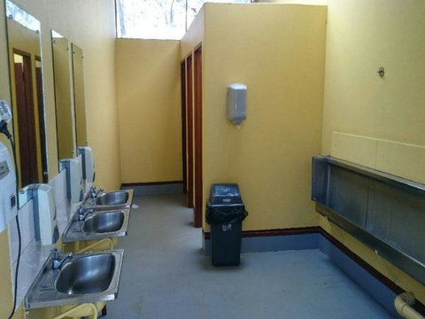 Standley Chasm Angkerle Camping - Tourism Caloundra 5