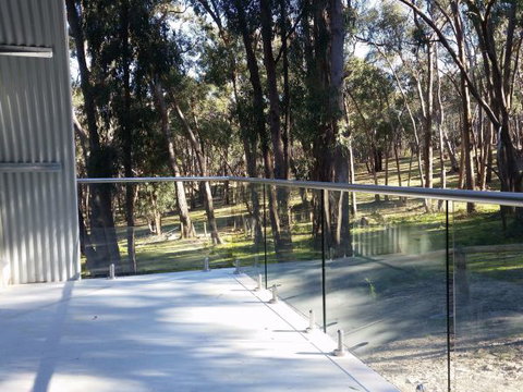 Mount Cole Cottages - Tourism Caloundra 1