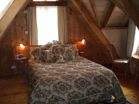 Mount Cole Cottages - Tourism Caloundra 5