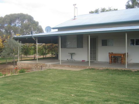 Gilgens Country River Retreat - Tourism Caloundra 0