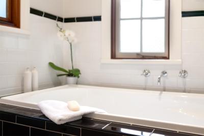 Oak Tree Lodge - Tourism Caloundra 3
