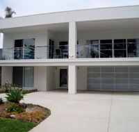The White House - Shellharbour Village - Tourism Caloundra
