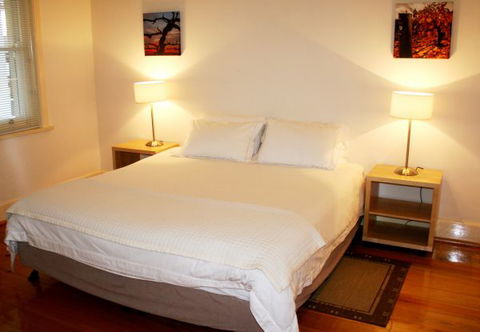Elderton Guest House - Tourism Caloundra 0