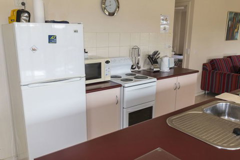 Island Dream Escape - Tourism Caloundra 1