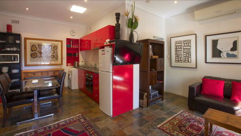 Vatu Sanctuary - Tourism Caloundra 2