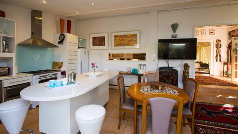 Vatu Sanctuary - Tourism Caloundra 8