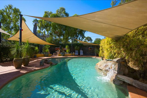 Vatu Sanctuary - Tourism Caloundra 9