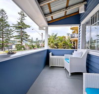 Driftwood Beach House - Tourism Caloundra