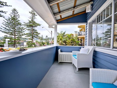 Driftwood Beach House - Tourism Caloundra 0