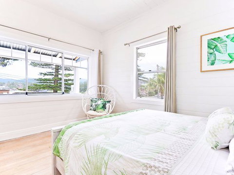 Driftwood Beach House - Tourism Caloundra 2
