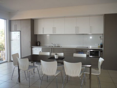 Number 99B - Tourism Caloundra 0