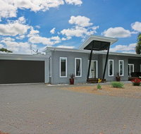 Poolside - Tourism Caloundra