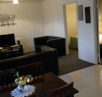 BJs Short Stay Apartments - Tourism Caloundra