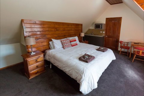 Gold Mine Guesthouse - Tourism Caloundra 3