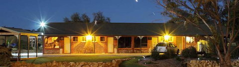 Morgan Colonial Motel - Tourism Caloundra 0