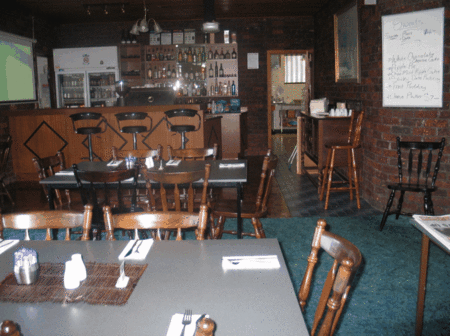 Baronga Motor Inn - Tourism Caloundra 1