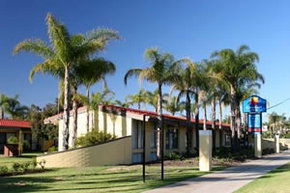 Comfort Inn Deakin Palms - Tourism Caloundra 4