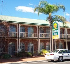 Hamiltons Henry Parkes - Tourism Caloundra 2