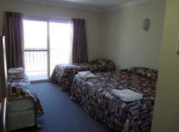 Bathurst Goldfields Hotel - Tourism Caloundra 1