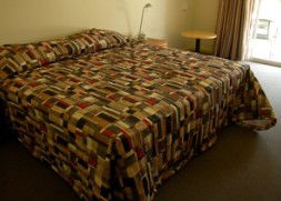 Bathurst Goldfields Hotel - Tourism Caloundra 2