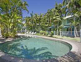 Coco Bay Resort - Tourism Caloundra 0