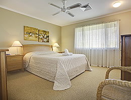 Coco Bay Resort - Tourism Caloundra 3