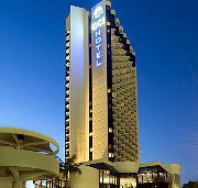Gold Coast International Hotel