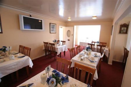 Downer ACT Tourism Caloundra