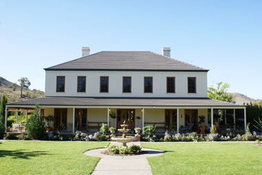 Macgregor ACT Tourism Caloundra