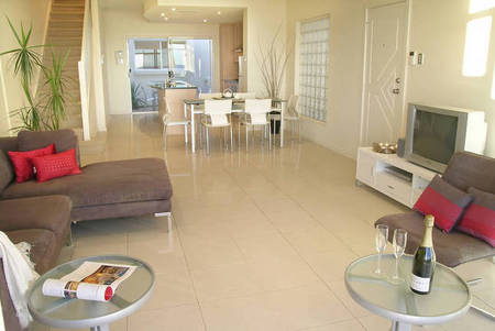 Adelaide Luxury Beach House - Tourism Caloundra 1