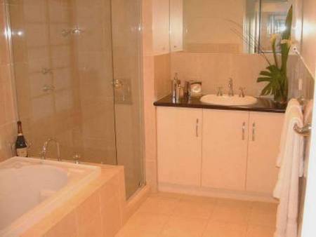 Adelaide Luxury Beach House - Tourism Caloundra 4