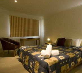 The Stables Resort - Tourism Caloundra 5