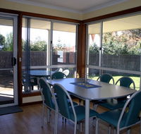 Lincoln Cove Villas - Tourism Caloundra