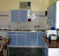 Tumby Bayside Holiday Units - Tourism Caloundra