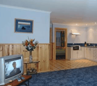 Anchor Down Cottages - Tourism Caloundra 1