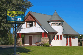 Riverfront Motel & Villas - Tourism Caloundra 3