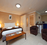 Oyster Cove Chalet - Tourism Caloundra