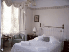 Louisa's Cottage - Tourism Caloundra 1