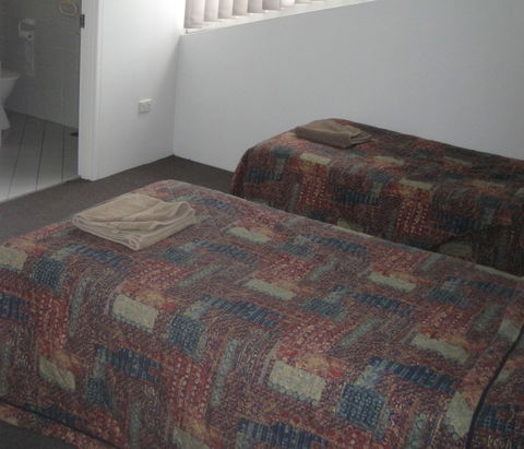 Newcastle Serviced Apartments - Tourism Caloundra 0